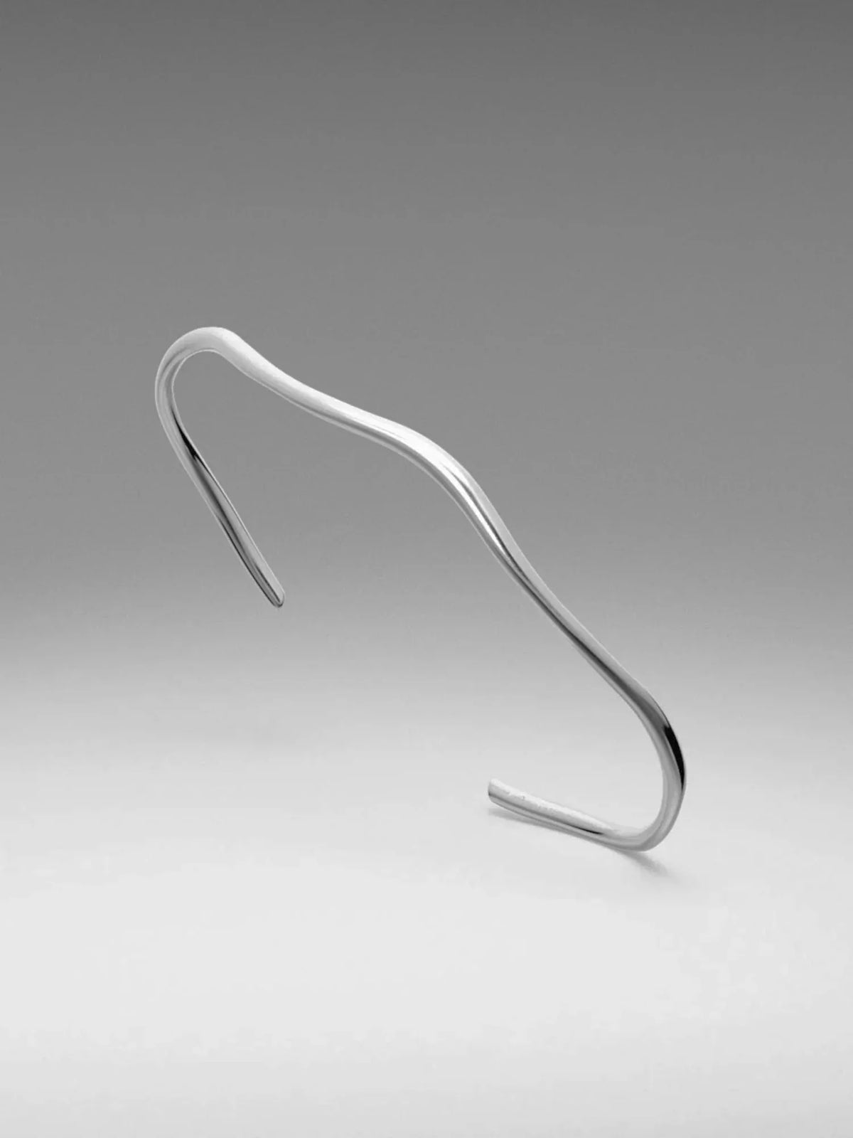 VL. Adjustable Steel Fluid Cuff