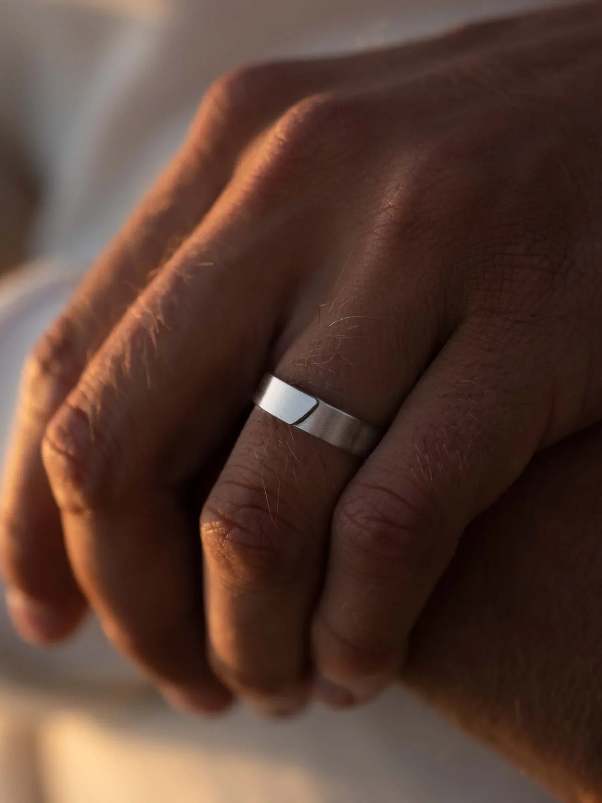 VL. Adjustable Steel Ring