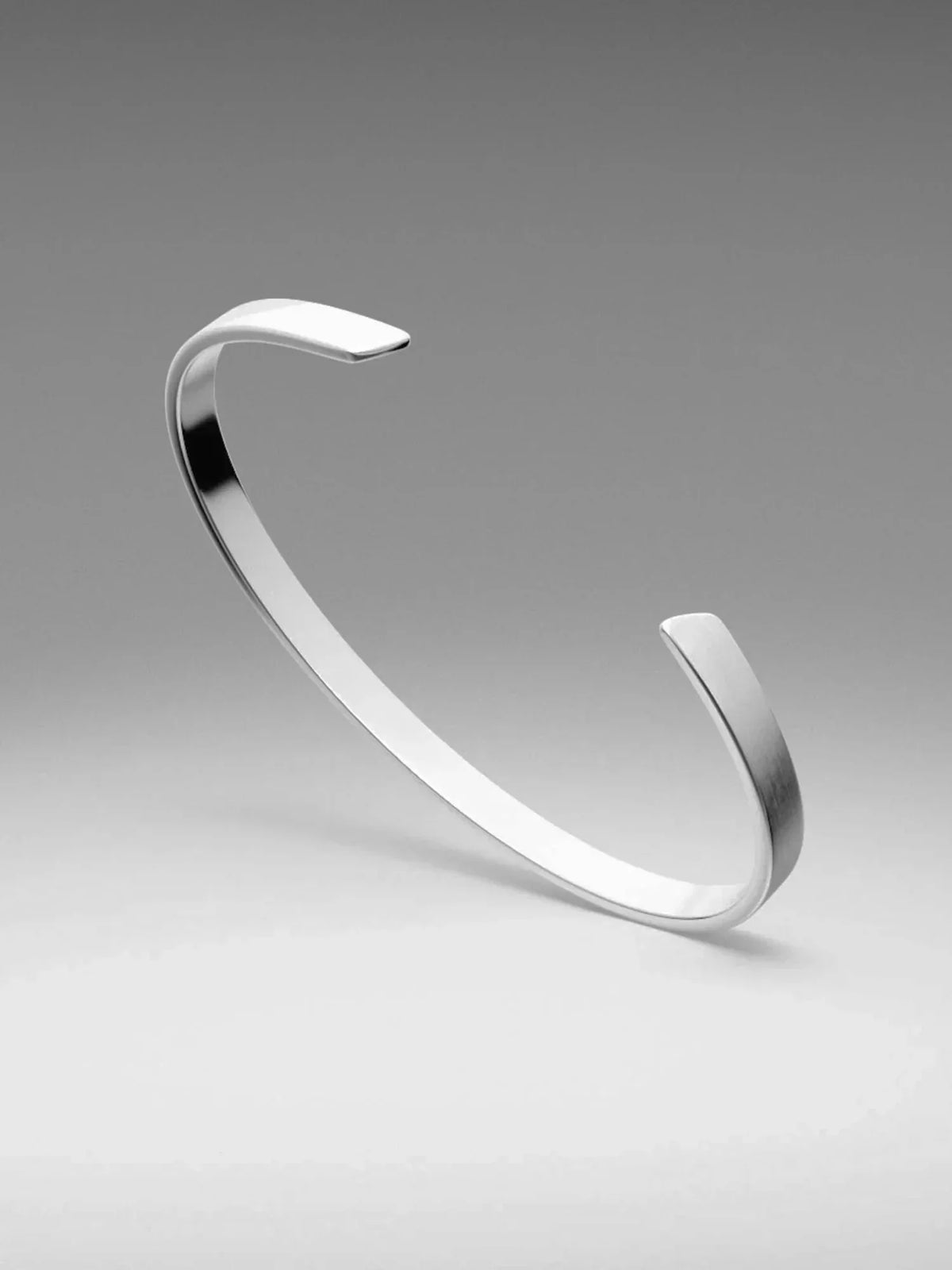VL. Adjustable Steel Cuff